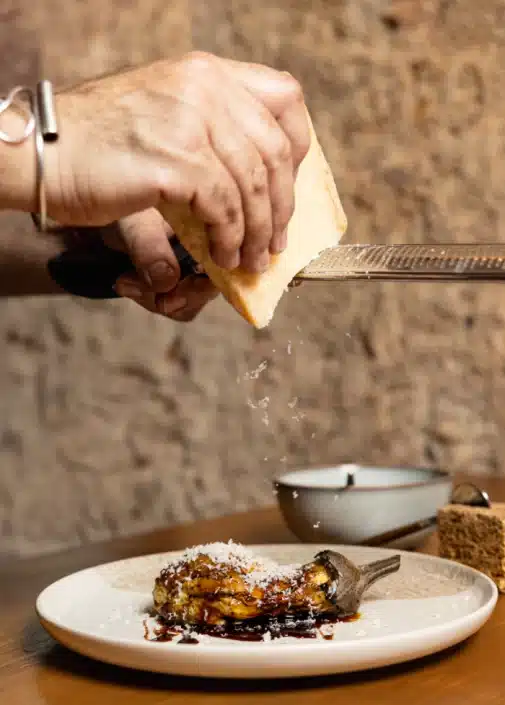 Brasal restaurante en Cádiz, restaurante de barrio con alma de brasa. 