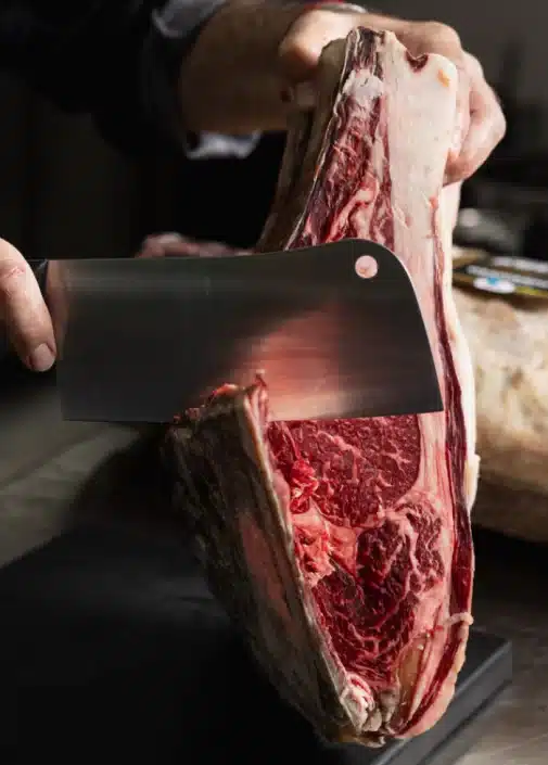 Brasal restaurante en Cádiz, restaurante de barrio con alma de brasa. 